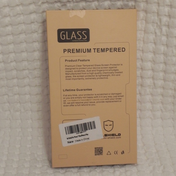 Mr. Shield Tempered Glass Screen Protector 3 Pack for iPhone 7Plus, 8Plus - Picture 2 of 5